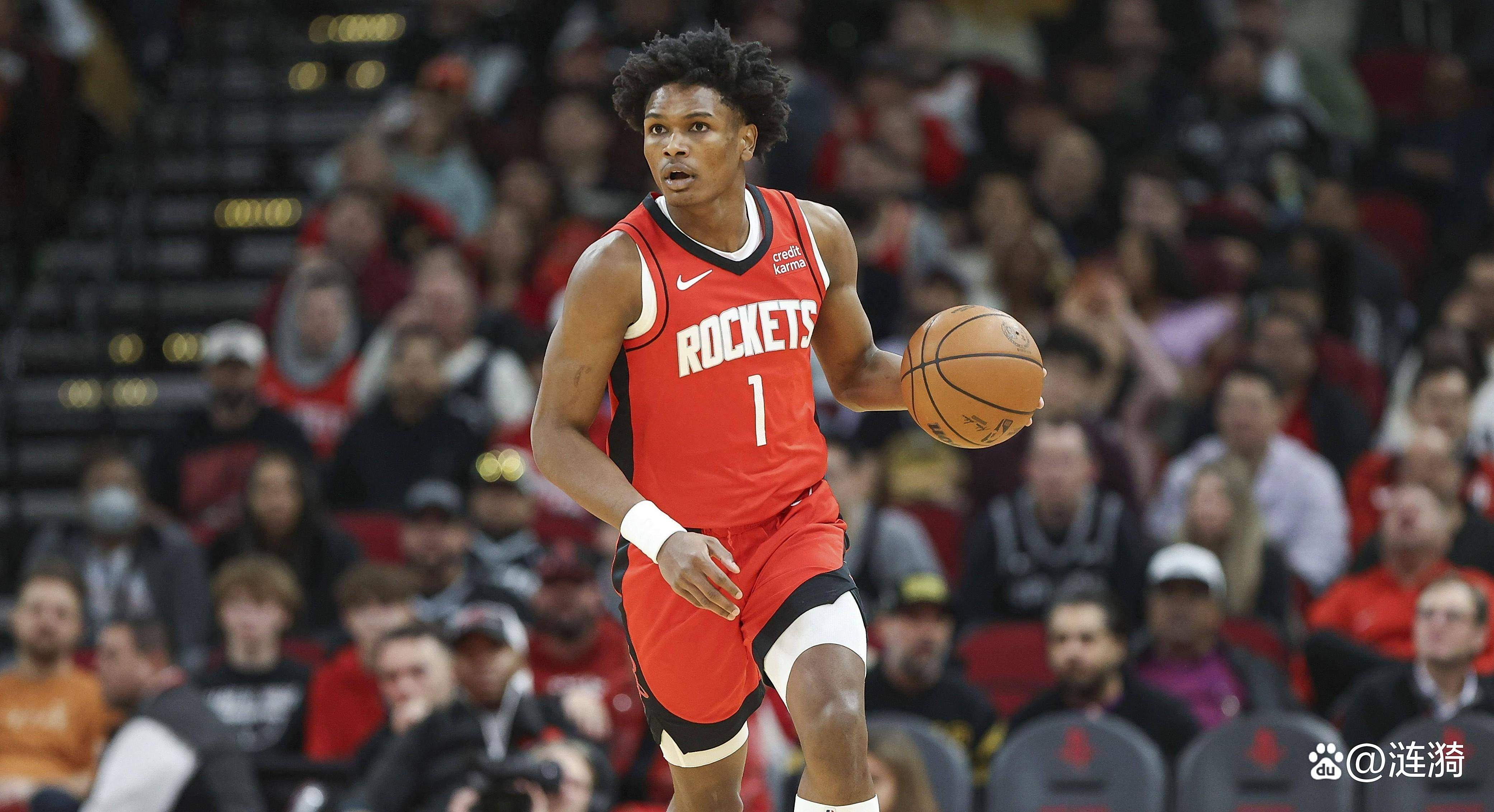 NBA新秀展现出色表现,成为球队关注焦点 NBA新秀展现出色表现,成为球队关注焦点