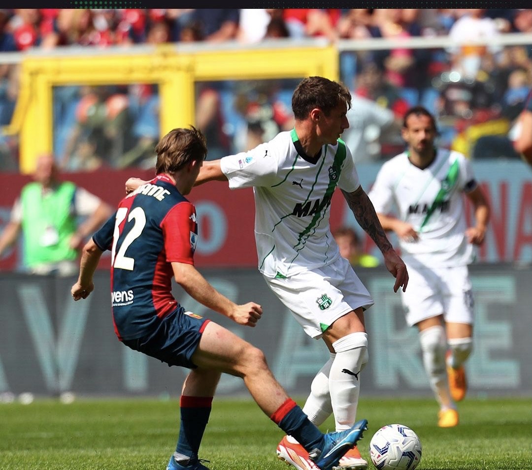 开云体育app-佛罗伦萨客场击败萨索洛，豪取三分