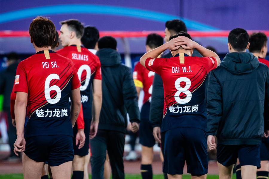 开云体育在线-天津泰达客场逼平深圳佳兆业，暂居积分榜次席