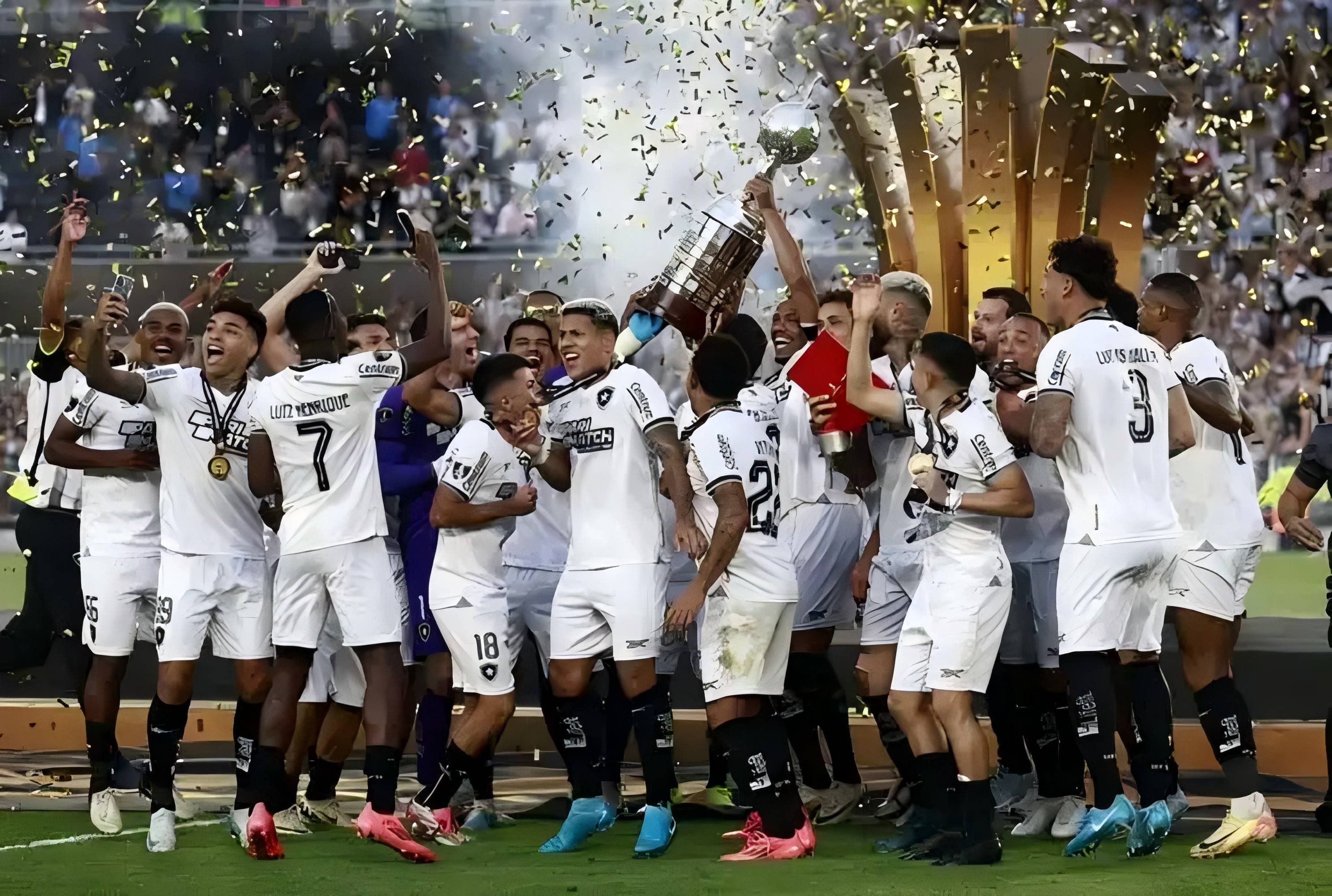 包含马竞战术调整取得成功，赢得关键胜利的词条