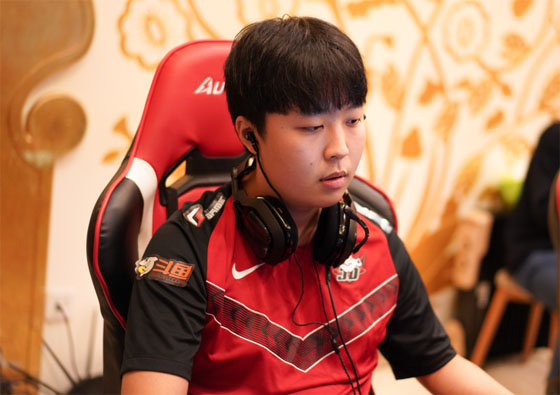 开云体育在线-关于MAD横扫DRX，Knight团战一打五宿敌对决半决赛，技惊四座的信息