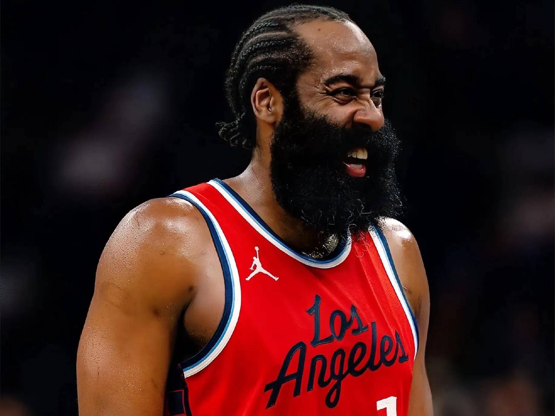 开云官网-包含哈登高光42分笑纳胜利，火箭终结雷霆7连胜！的词条