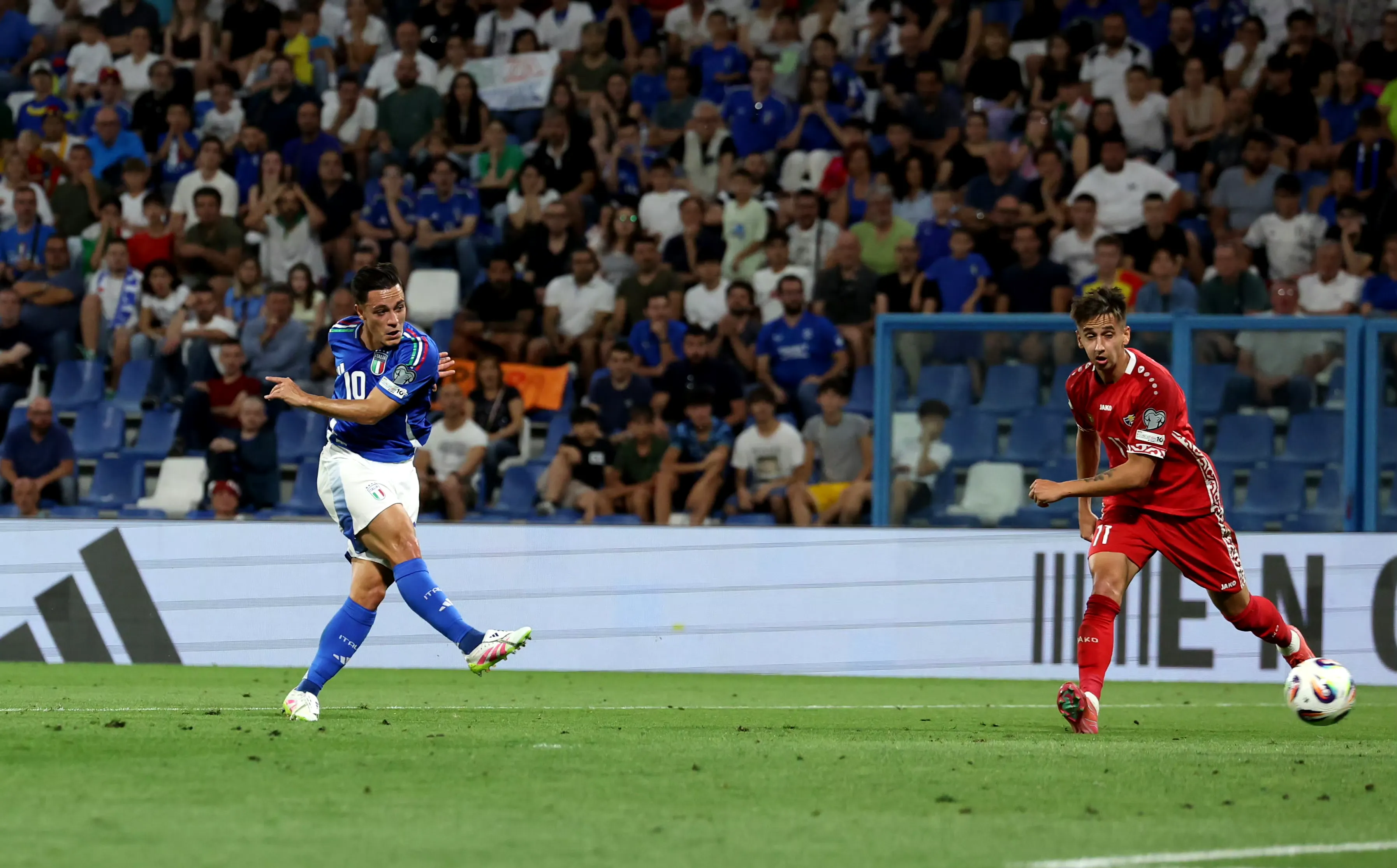 意大利大胜威尔士,小组赛三战全胜 意大利大胜威尔士,小组赛三战全胜