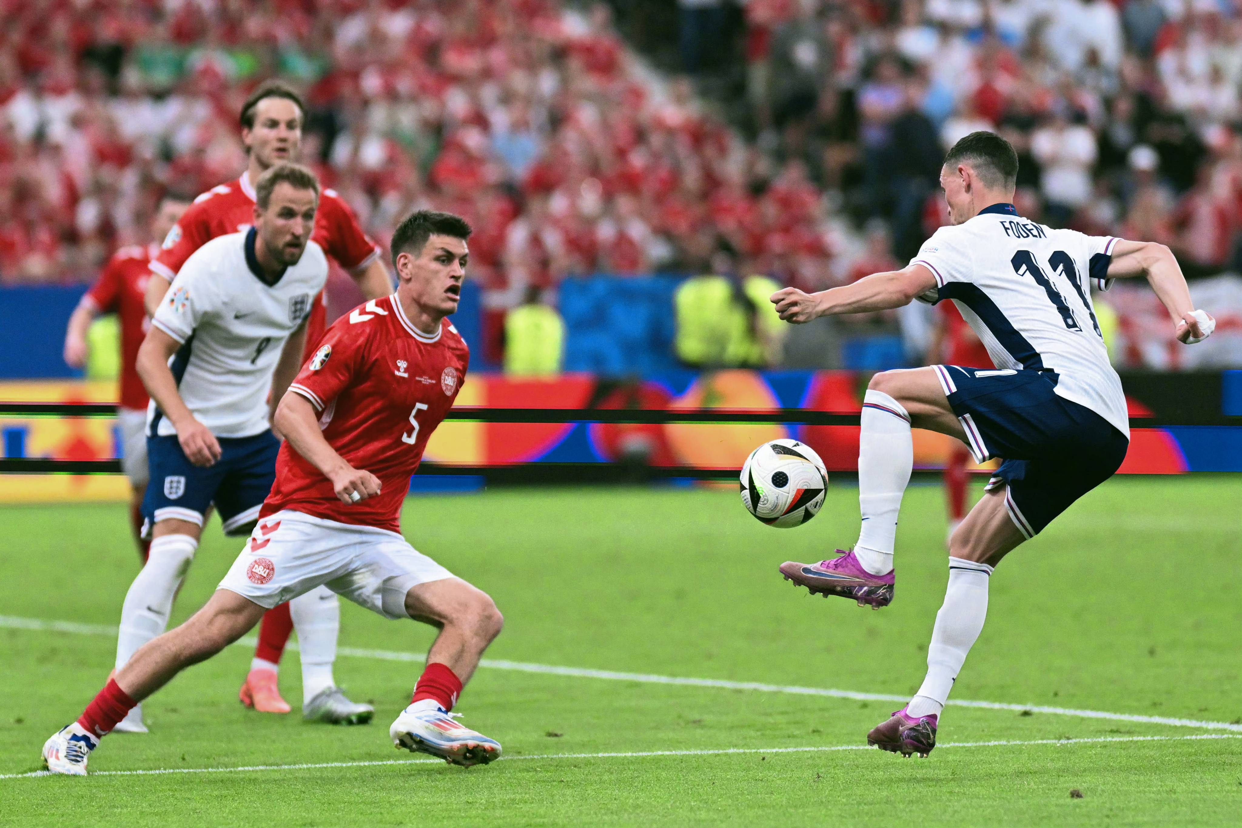 开云体育登录-英格兰大胜瑞士，提前锁定小组第一