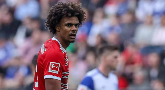 切尔西青训新星崭露头角,被誉为未来之星 切尔西青训新星崭露头角,被誉为未来之星