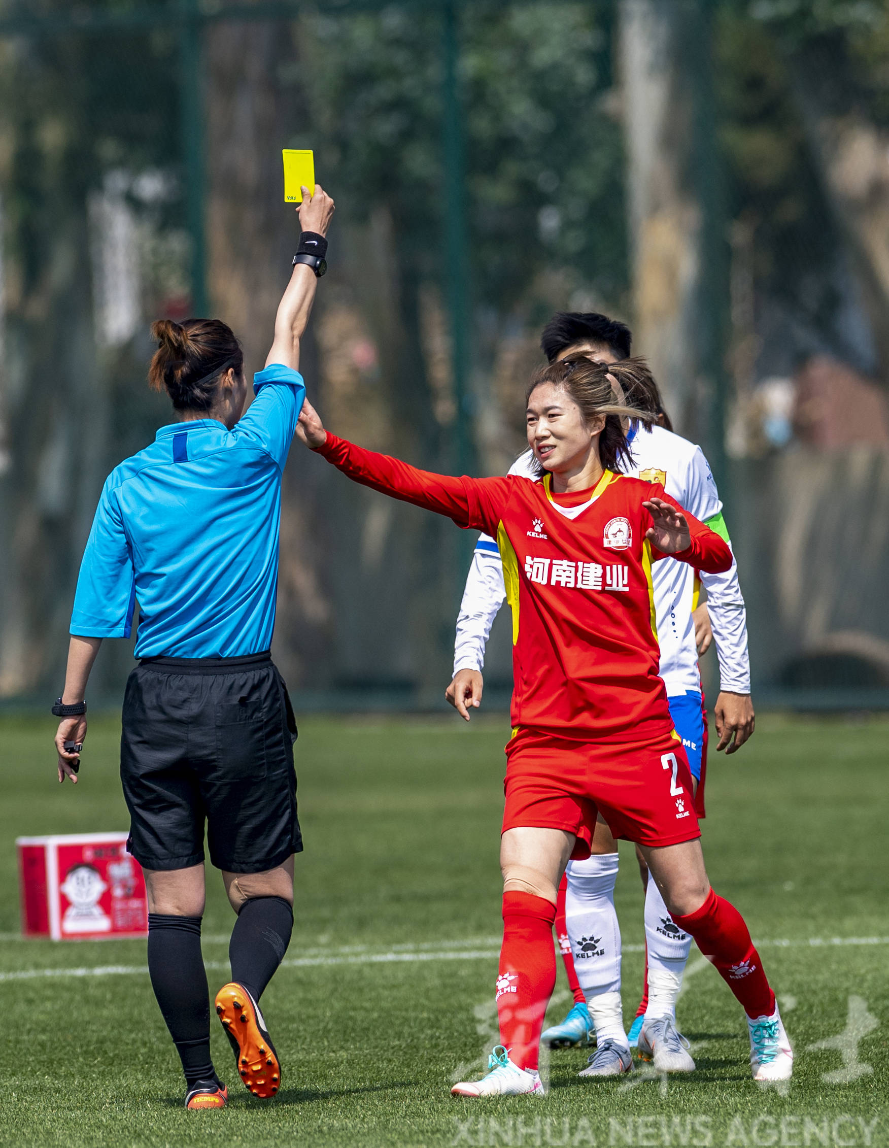 河南建业全力冲击前八,保持积极 河南建业全力冲击前八,保持积极