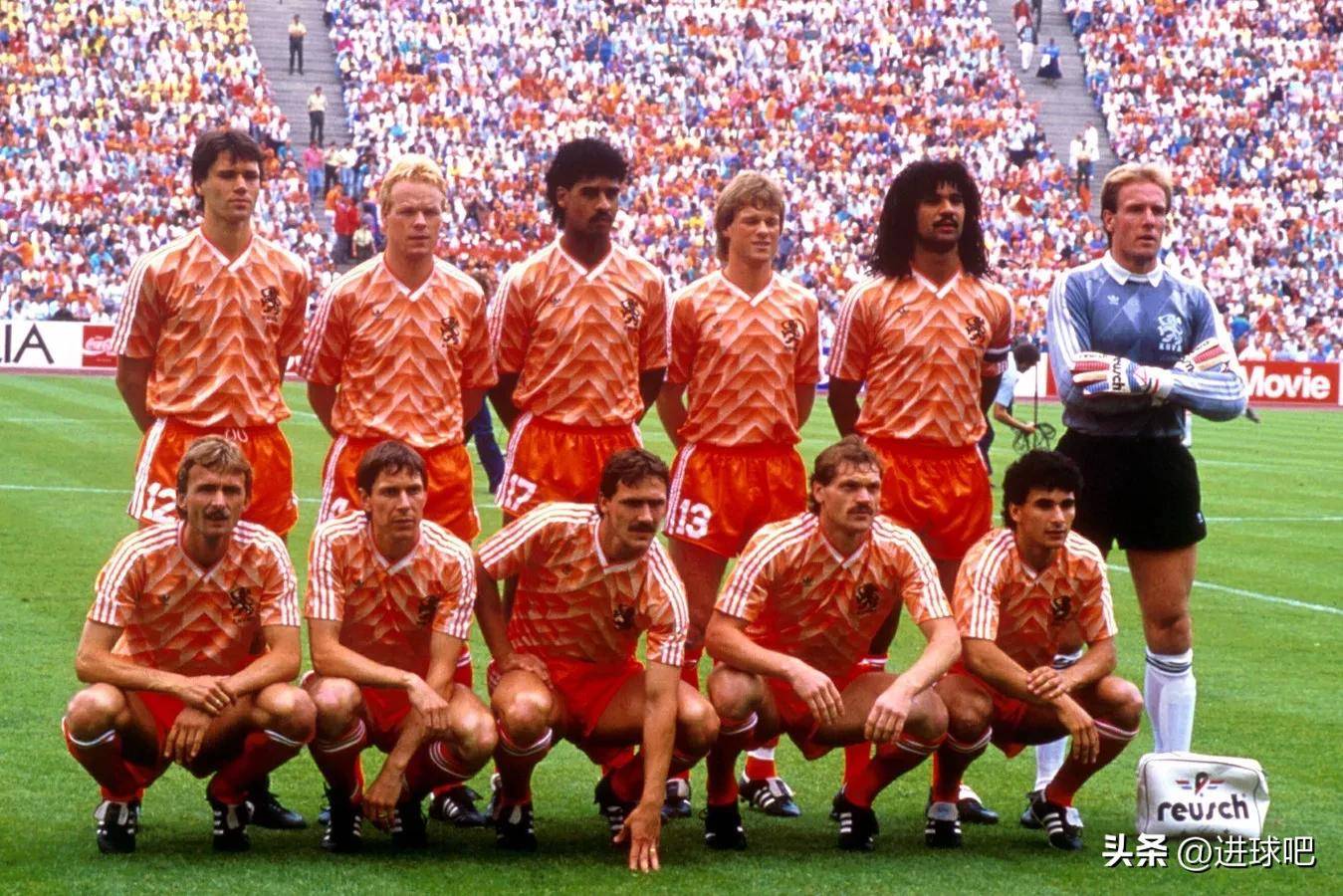 荷兰队员表现出色，成功晋级下一轮比赛