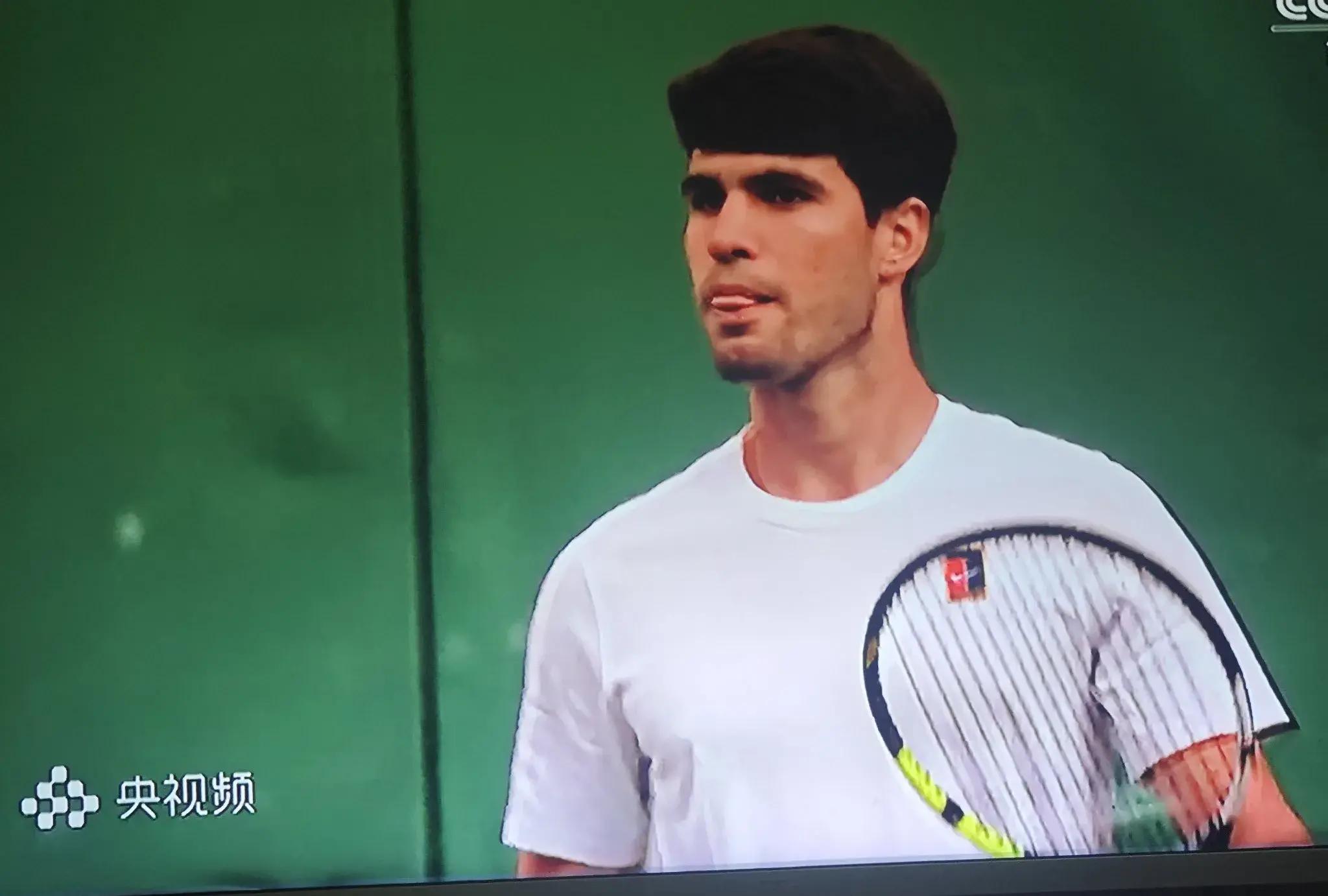 美网翻盘澳网，阿尔卡拉斯扛起全队