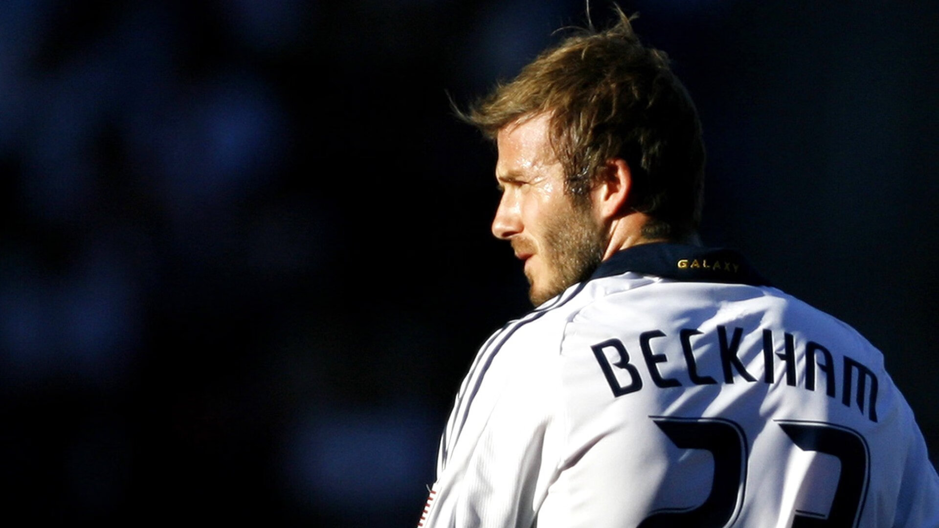 传奇之夜,国际米兰六球惊艳西班牙,迪马利亚戴帽封神创百年纪录