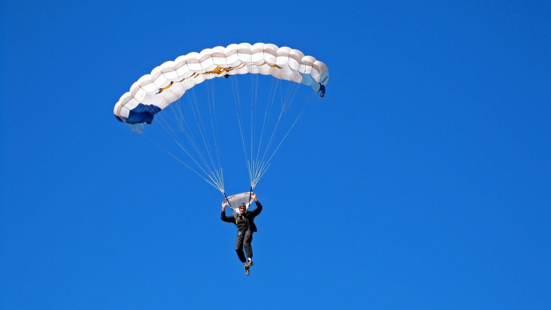 跨越项目的体育精神,从绿茵场到乒乓桌的唯一共鸣